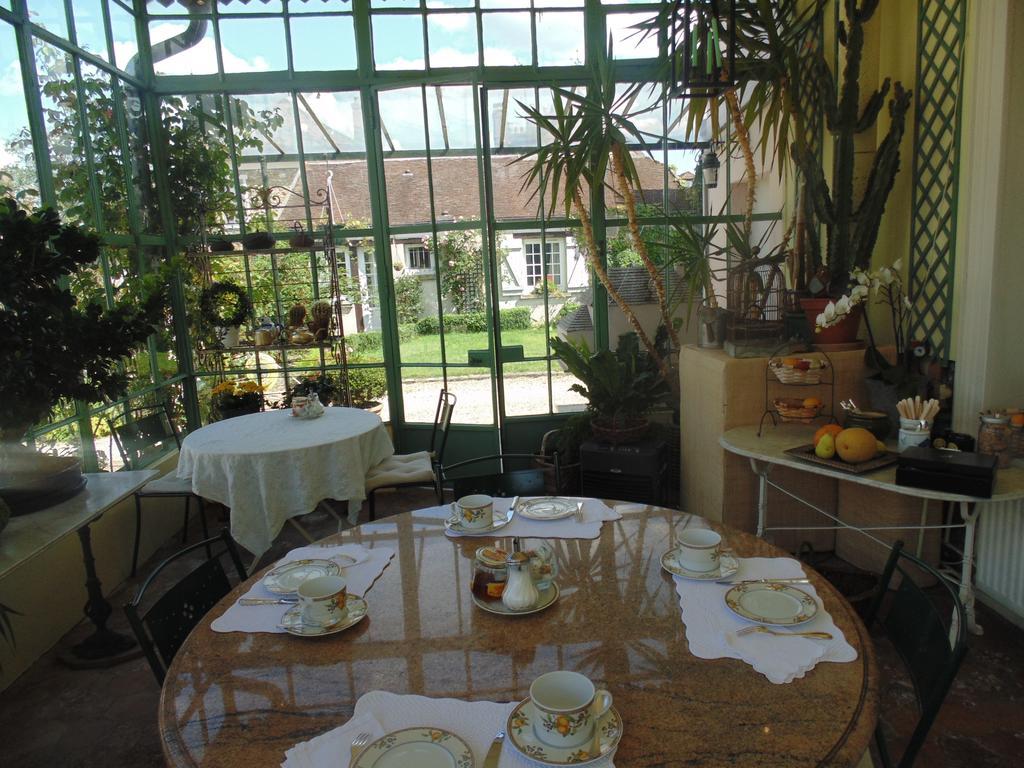 Clos Saint Nicolas Neauphle-le-Chateau Экстерьер фото