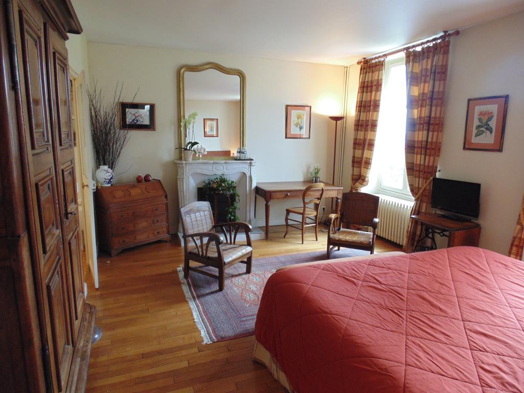 Clos Saint Nicolas Neauphle-le-Chateau Номер фото